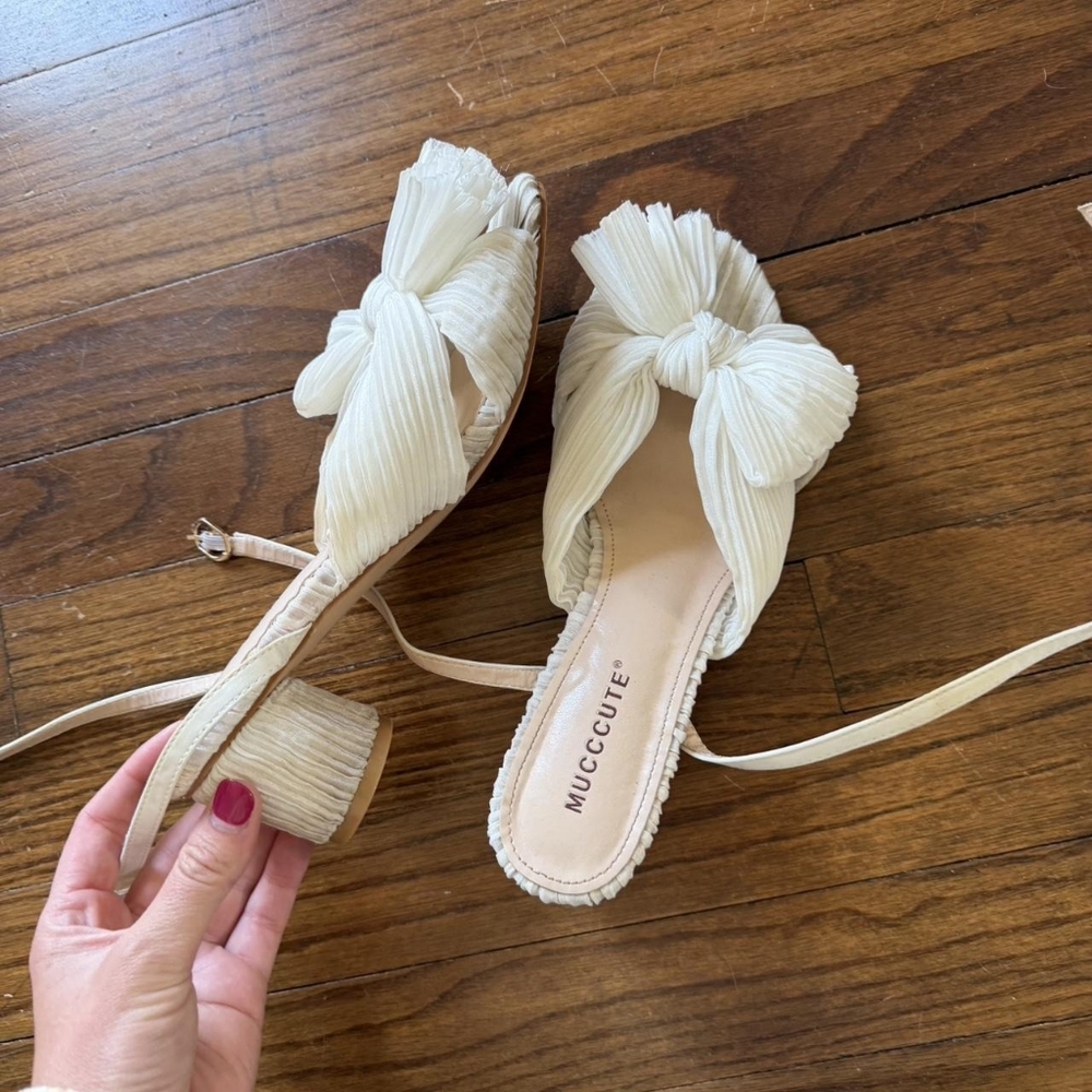 Cream Bow Block Heel Sandals